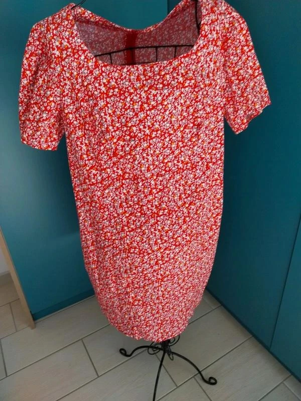 🌺 Robe fleurie artisanale en coton – Taille 46 Pièce unique 🌺